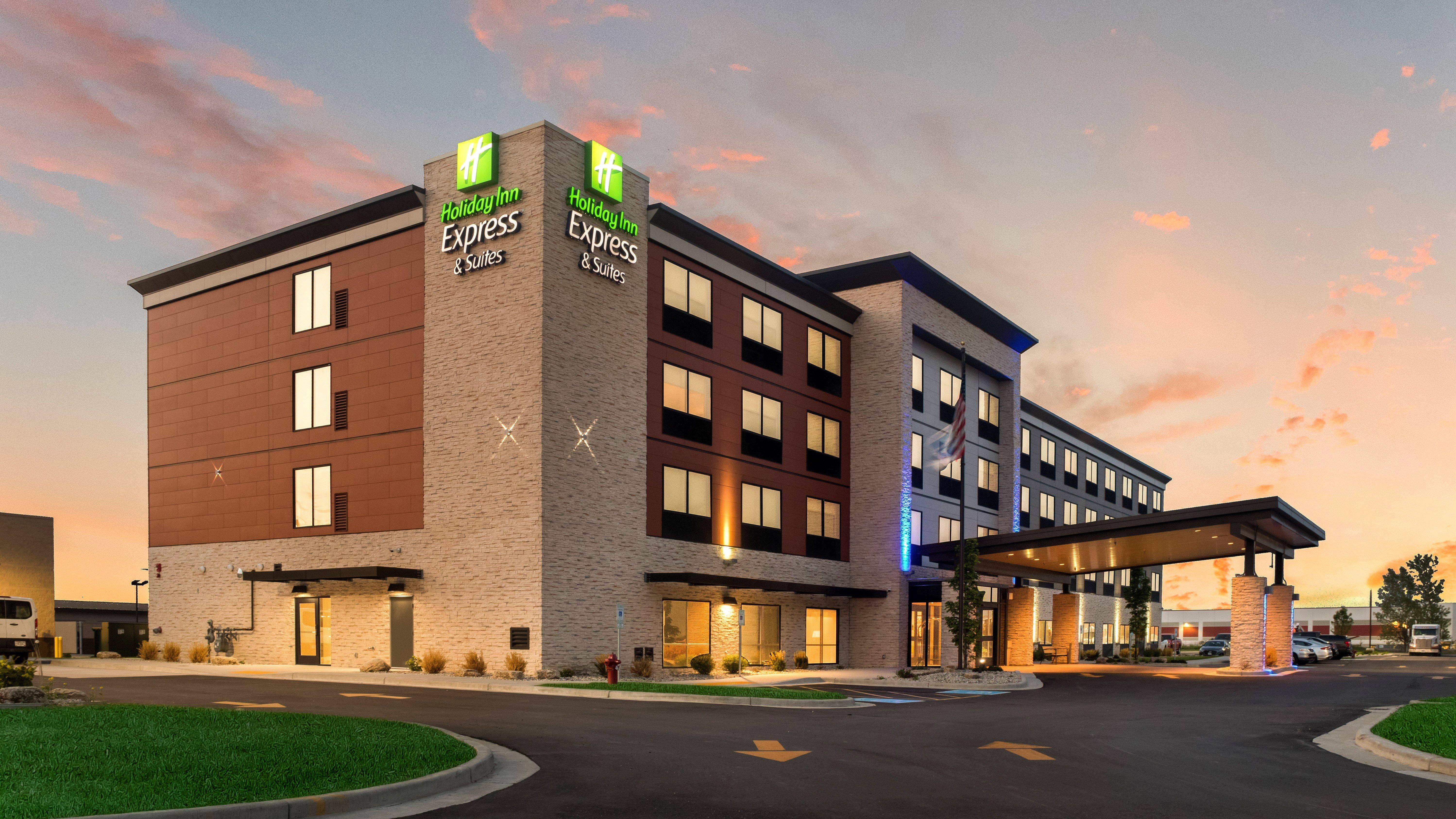 Holiday Inn Express & Suites Racine By Ihg Zewnętrze zdjęcie