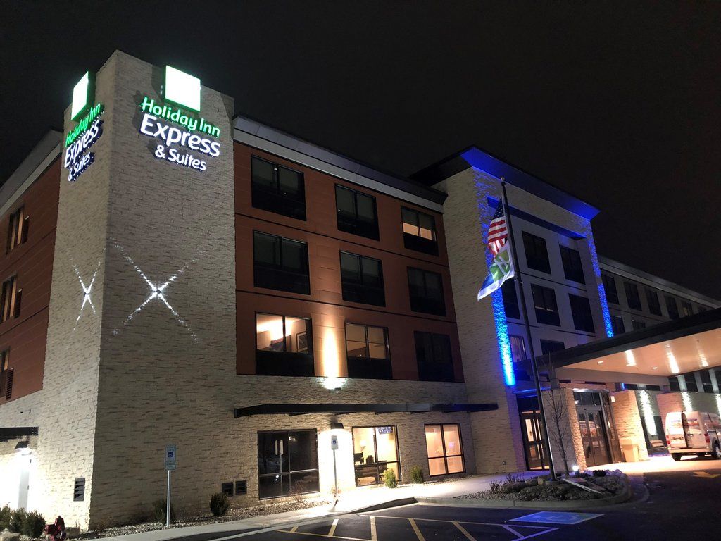 Holiday Inn Express & Suites Racine By Ihg Zewnętrze zdjęcie